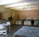Spanish Lantern Motor Inn Parkes - eAccommodation