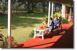 Trade Winds Country Cottages - eAccommodation 2