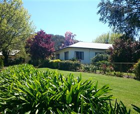 Acacia Park Farm House - eAccommodation 8