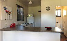 Sapphire City Caravan Park - eAccommodation 3