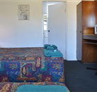 Adrian Motel - Forbes - eAccommodation
