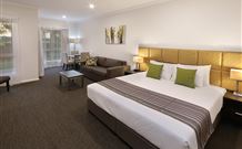 Bolton On The Park - eAccommodation 1