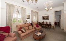 Cobb & Co Court Boutique Hotel - eAccommodation 0
