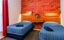 Rest Point Motor Inn And Hereford Steakhouse - Glen Innes - eAccommodation 6