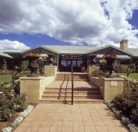 Harrigan's Irish Pub and Accommodation - eAccommodation