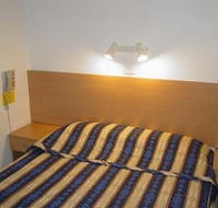 Tally Ho Motor Inn - eAccommodation