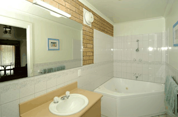 Surf City Motel - eAccommodation 2