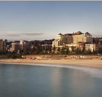 Crowne Plaza Coogee Beach - eAccommodation