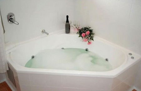 Charlotte Apartments - eAccommodation 2