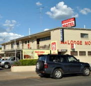 A  A Lodge Motel - eAccommodation