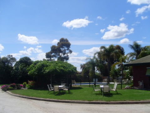 Federation Motor Inn - eAccommodation 2