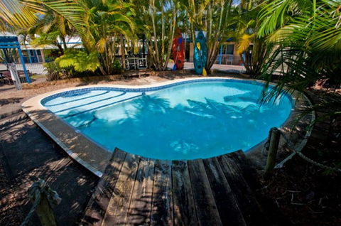 Tin Can Bay Motel - eAccommodation 0