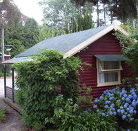 Cedar Lodge Cabins - eAccommodation