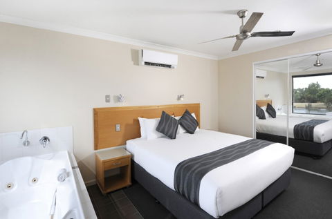 Assured Ascot Quays Apartment Hotel - eAccommodation 4