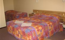Wagon Wheel Motel And Units - Coonabarabran - eAccommodation 0