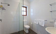 Wangat Lodge - eAccommodation 4