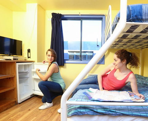 Sydney, Cronulla Beach YHA - eAccommodation 6
