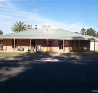 Dog N Bull - eAccommodation