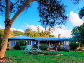 M.J Yurts Ballandean - eAccommodation 0