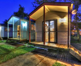 Wallace Motel And Caravan Park - eAccommodation 0