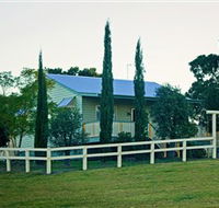Milford Country Cottages - eAccommodation