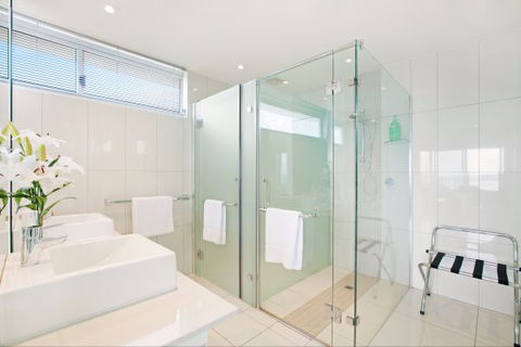 Beachlife Sea Spray Apartment - eAccommodation 8