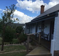 Hillside Cottage - eAccommodation