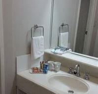 Beachcomber Hotel and Conference Centre - eAccommodation
