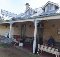 Marshall McMahon Inn - eAccommodation