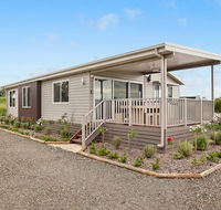The Lake House Rothbury - eAccommodation