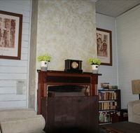 Moonan  Cottage - eAccommodation