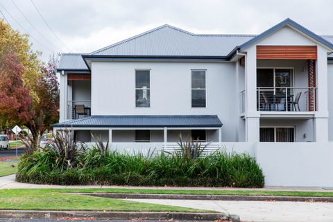 Stay Bathurst - eAccommodation 1