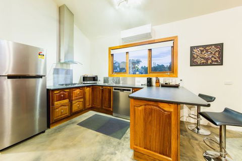 Alpine Edge Accommodation - eAccommodation 2