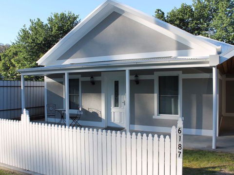 Jessie's Creek Cottage - eAccommodation 0