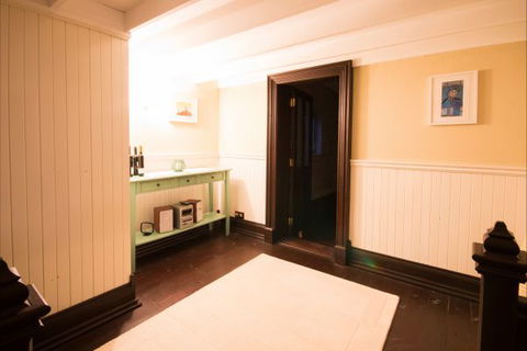 Lakeside Chapel Meningie - eAccommodation 7