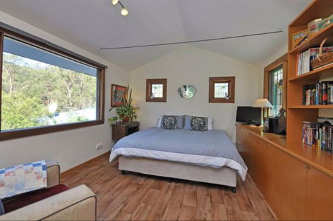 Wedge-tail Loft - eAccommodation 1