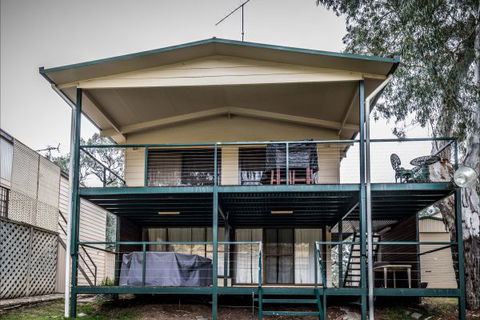 River Shack Rentals - Living The Dream - eAccommodation 2