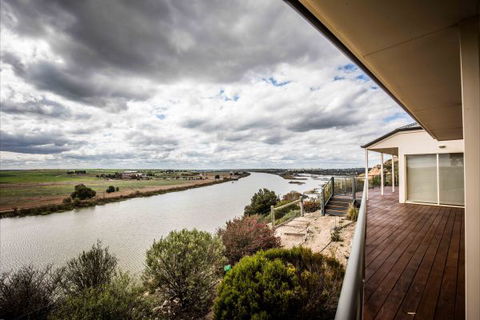 River Shack Rentals - Living The Dream - eAccommodation 26