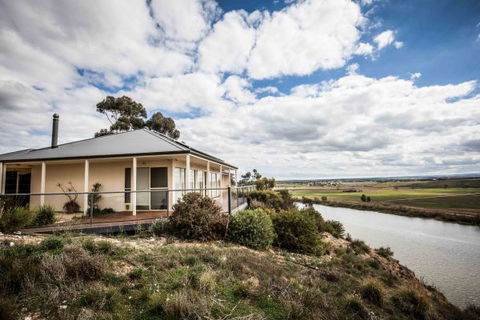 River Shack Rentals - Living The Dream - eAccommodation 27
