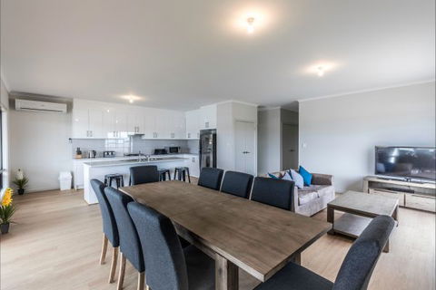 River Shack Rentals - Living The Dream - eAccommodation 90