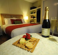 Gisborne Peak Winery  Cottages - eAccommodation