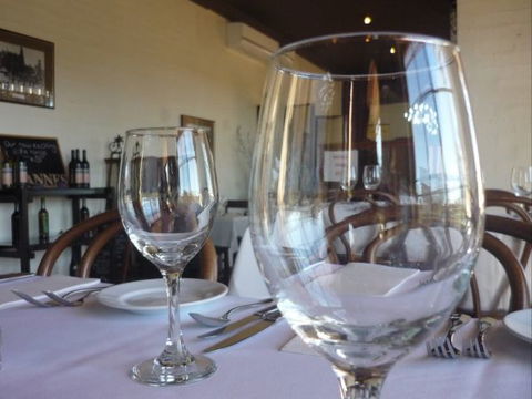Heritage Motor Inn Goulburn - eAccommodation 4