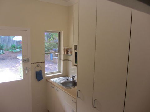Jacaranda Bed And Breakfast - eAccommodation 8