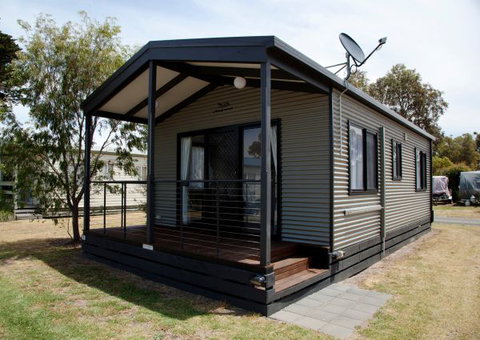 Swan Bay Holiday Park - eAccommodation 2