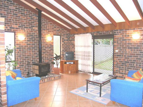 The Happy Shack At Callala Bay - eAccommodation 0