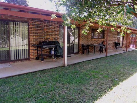 The Happy Shack At Callala Bay - eAccommodation 5