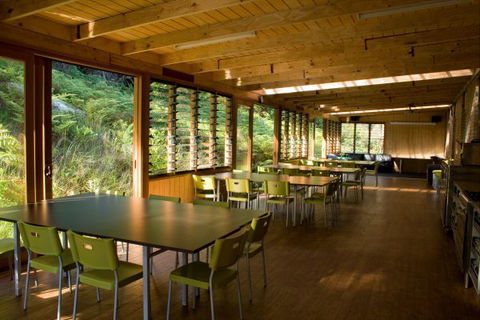 Land's Edge Building One - eAccommodation 0