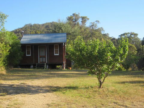 Peach Tree Cabin - eAccommodation 0