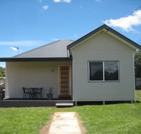 Sapphire Cottage - eAccommodation