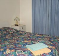 Carn Court Holiday Apartments - eAccommodation